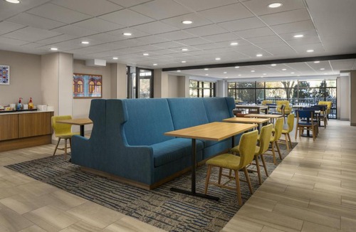 York Hotel | Hampton Inn - York