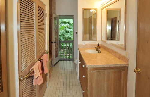Kipahulu Cottage | Hana's Luxurious 'Ohana Cottage for Peace, Quiet, and Nature