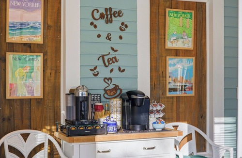 Wilmington House | Happy Place🏖️🐶 Prime Historic 1915 Pet-Friendly Home:Great Beach & Downtown Spot!