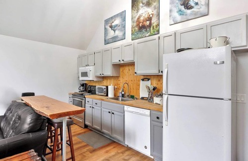 West Union House | Harbor Dr White Sandy Shores