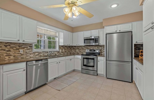 Nixons Crossroads House | Harbour Gate Family "Captains Quarters"