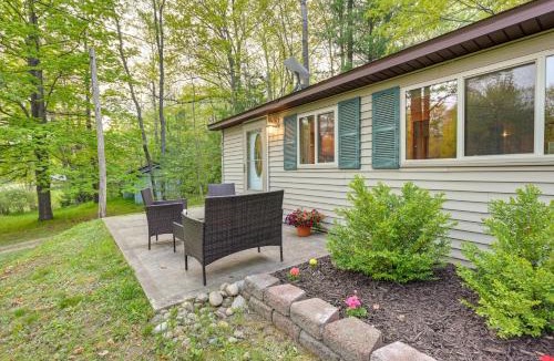 Harrison House | Harrison Cabin w/Fire Pit & Elbow Lake Access!