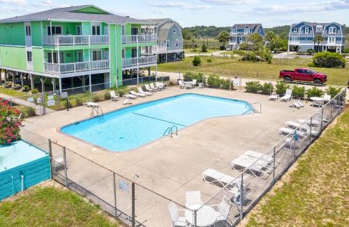 Holden Beach House | HB242 Captain's Villa 6-B