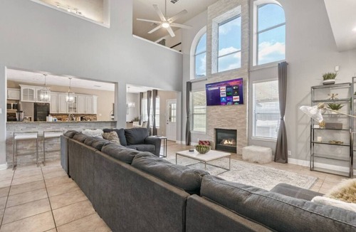 Klein House | Heated Pool, has it all & close to everything.