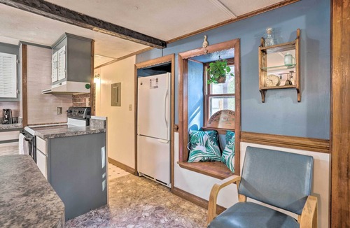 Heathsville House | Heathsville Home w/Sunroom < 10 Mi to Beach!