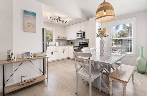 Colington House | Heaven At The Sound: Fully Remodeled | Dogs OK