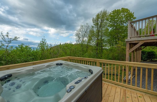 Old Fort Cabin | Heaven's Point | Great views, pet friendly
