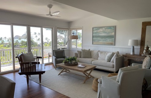 Lanikai Apartment | Heavenly Hale Best monthly Vacation rental - walk to beach!
