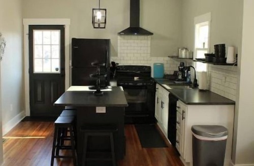 Mount Airy House | Helen's Grace Haven