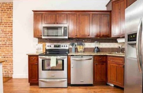 Downtown Baltimore House | Hidden Paradise, 11ppl, 7 mins-harbor Park free