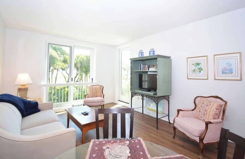 West Beach Village House | Hideout at Shipwatch - On The Beach