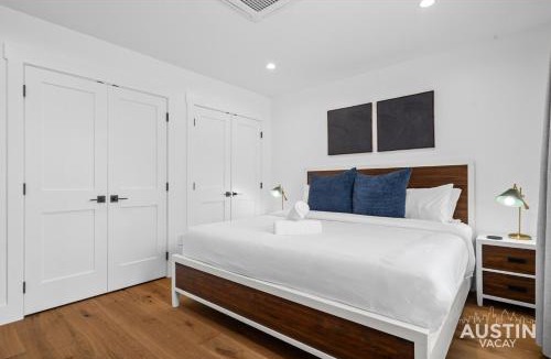 Clarksville House | High End 2BR 1BA East Austin Home Mins to Downtown Lady Bird by Austin Vacay