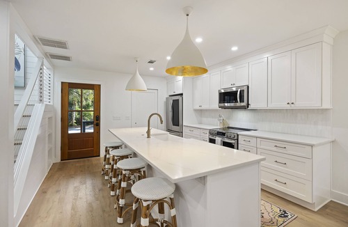 West Beach House | High-End Greenslake Cottage with Pool Access, Lagoon Views - One of the BEST!