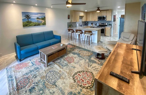 Ualapue Apartment | High-end Resort Condo Nestled on Molokai Shoreline