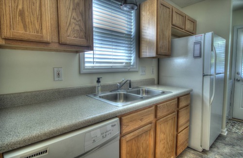 Athens Condo | High Point 300: 2BR/2BA Condo near University of Georgia Football and DT Athens