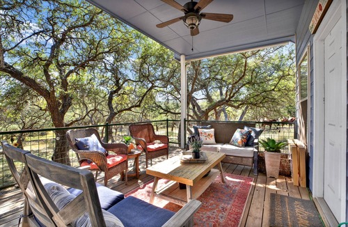 Fredericksburg Cottage | Hill Country Cottage; Gorgeous Views; Relax and unplug from city life.