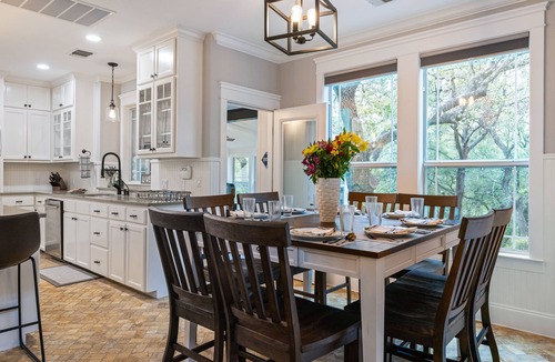 Henly House | 🌄 Hill Country Escape with Pool, Hot Tub & Game Room | Dream Ranch 🌿
