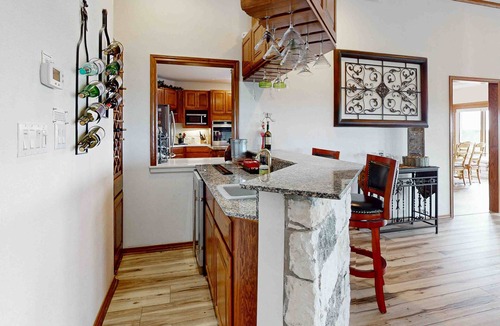 Horseshoe Bay House | Hill Country home with pool table, ping pong table & two terraces - dog-friendly