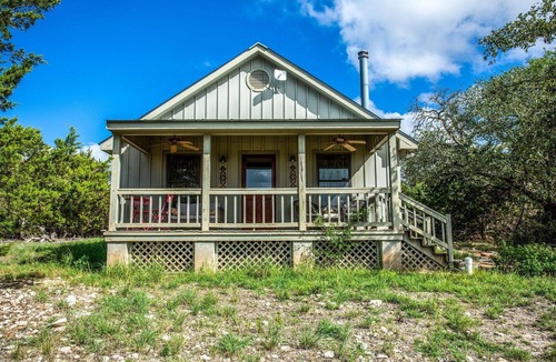 Fredericksburg Cabin | Hillside Cabin | Terrific Front Porch