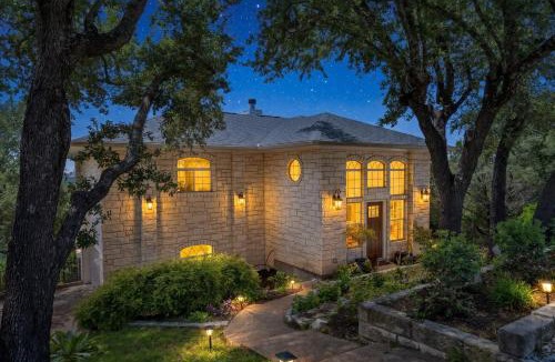 Lago Vista House | Hillside Oasis - Lake & Sunset Views with Hot Tub