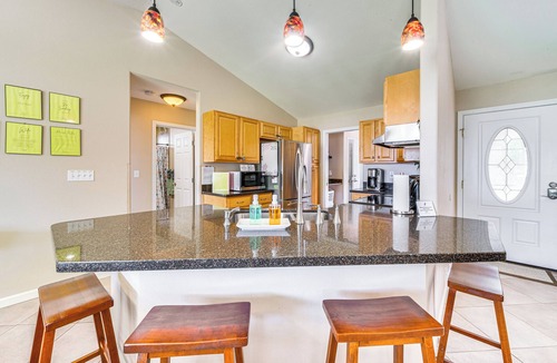 Hilo House | Hilo Oasis - 32 Mi to Volcanoes National Park!