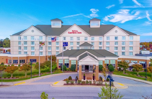 St. Charles Hotel | Hilton Garden Inn Waldorf