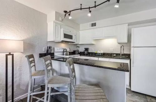 North Forest Beach Resort | Hilton Head Stay | Spacious Villas Near Coligny Beach | Pools, Courts & Comfort