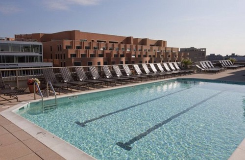 Chinatown Apartment | Hip Mt Vernon 1BR w/Gym + W/D + Rooftop, near 14th Street, by Blueground