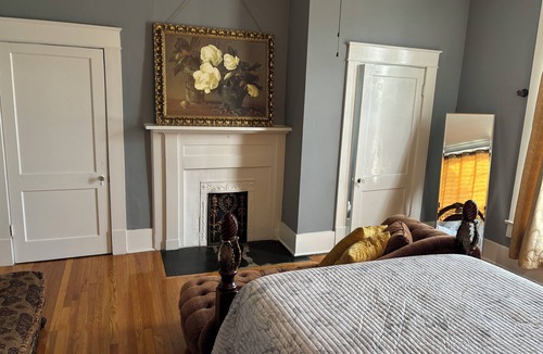 Anderson Bed & Breakfast | Historic B&B with delicious meals in charming Anderson