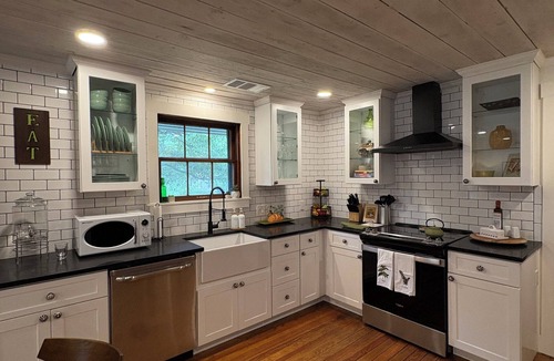 Georgetown House | Historic Bungalow on Church Street