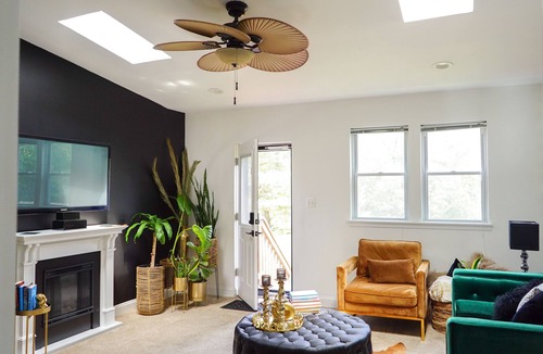 Washington Highlands House | Historic Charm meets Modern Luxury in Washington DC Rental
