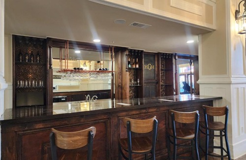 Downtown Hotel | Historic Griffin Hotel