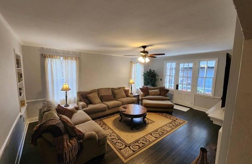 Macon House | Historic Ingleside Avenue Charm