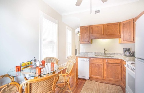 Savannah Victorian District House | Historic Row Home Across from Forsyth Park w/King by Lucky Savannah