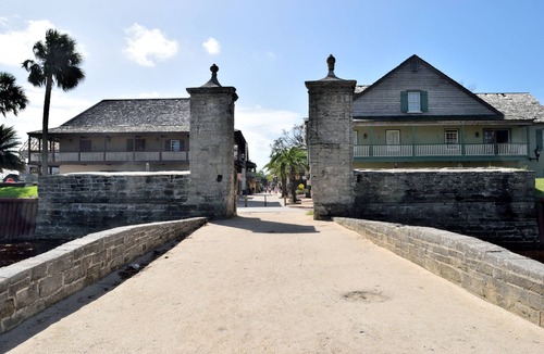 Downtown Historic District House | Historic Two Units, One Location! Downtown St. Augustine! Walk to Dining, Shoppi