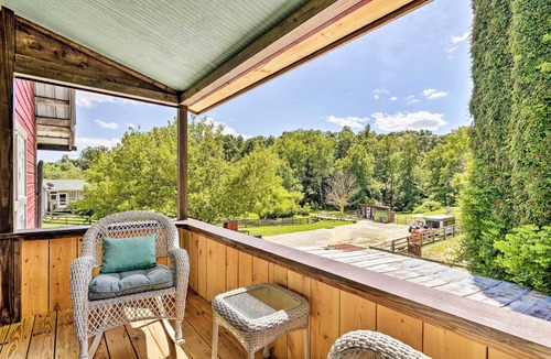 Wallburg House | Historic Winston-Salem Guest Barn on Farm!