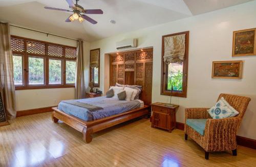 Historic Lahaina Front Street Bed & Breakfast | Ho'oilo House