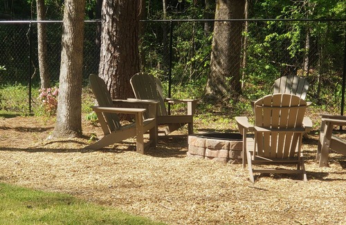 Notasulga Cabin | Hocus pocus-Tiny House 9 miles from AUBURN AL & Jordan Hare Stadium