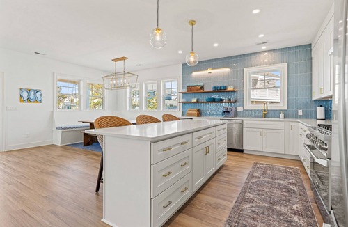 Manteo House | Holata Love 4 Bedroom home at Pirate's Cove