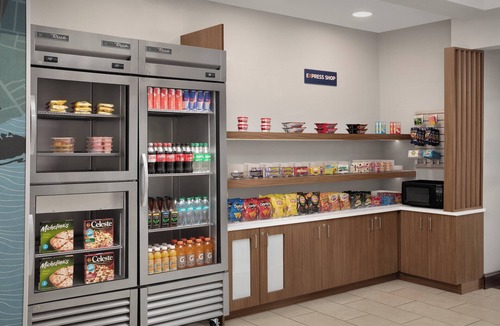 Chambersburg Hotel | Holiday Inn Express Hotel & Suites Chambersburg by IHG