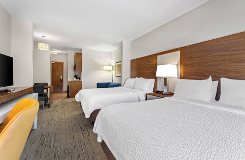 Albany Hotel | Holiday Inn Express Hotel & Suites Albany by IHG