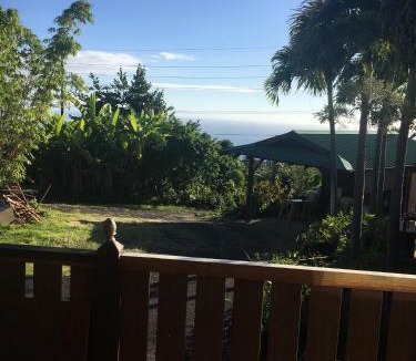 Honalo House | Holualoa bungalows