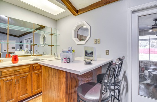 Hinesville House | Home 2.5 Mi to Fort Stewart w/Heated Pool