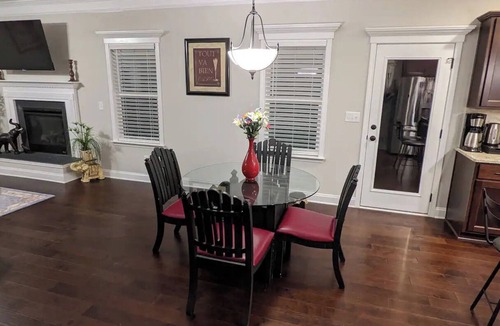 Belmont House | Home In Belmont - Greater CharlottenCozy 3-bedroom house in charming Belmont