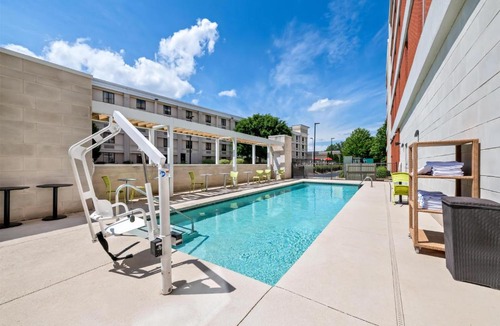 Paw Creek Hotel | Home2 Suites by Hilton Charlotte Airport