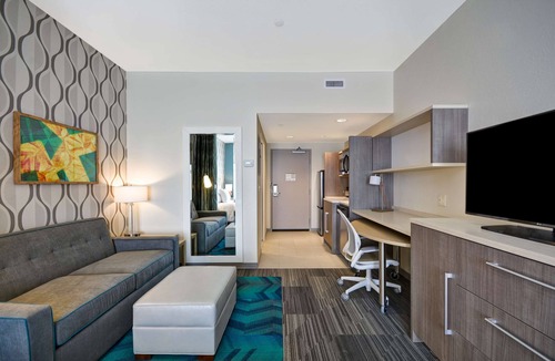 Perrysburg Hotel | Home2 Suites by Hilton Perrysburg Levis Commons Toledo