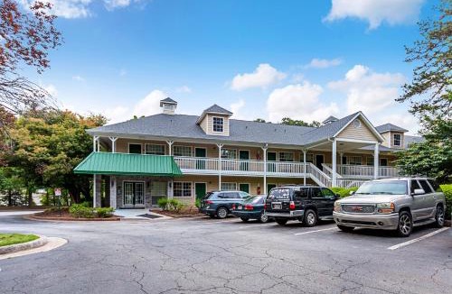 Lawrenceville Hotel | HomeTowne Studios by Red Roof Atlanta – Lawrenceville