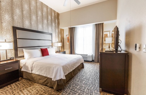 Charlotte Hotel | Homewood Suites by Hilton Charlotte Ballantyne, NC