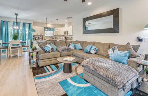 Little River House | Hot Tub + Fire Pit: Home Near Dtwn Little River!