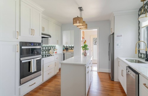 Urbanna House | Hot Tub + Private Beach: Waterfront Urbanna Escape